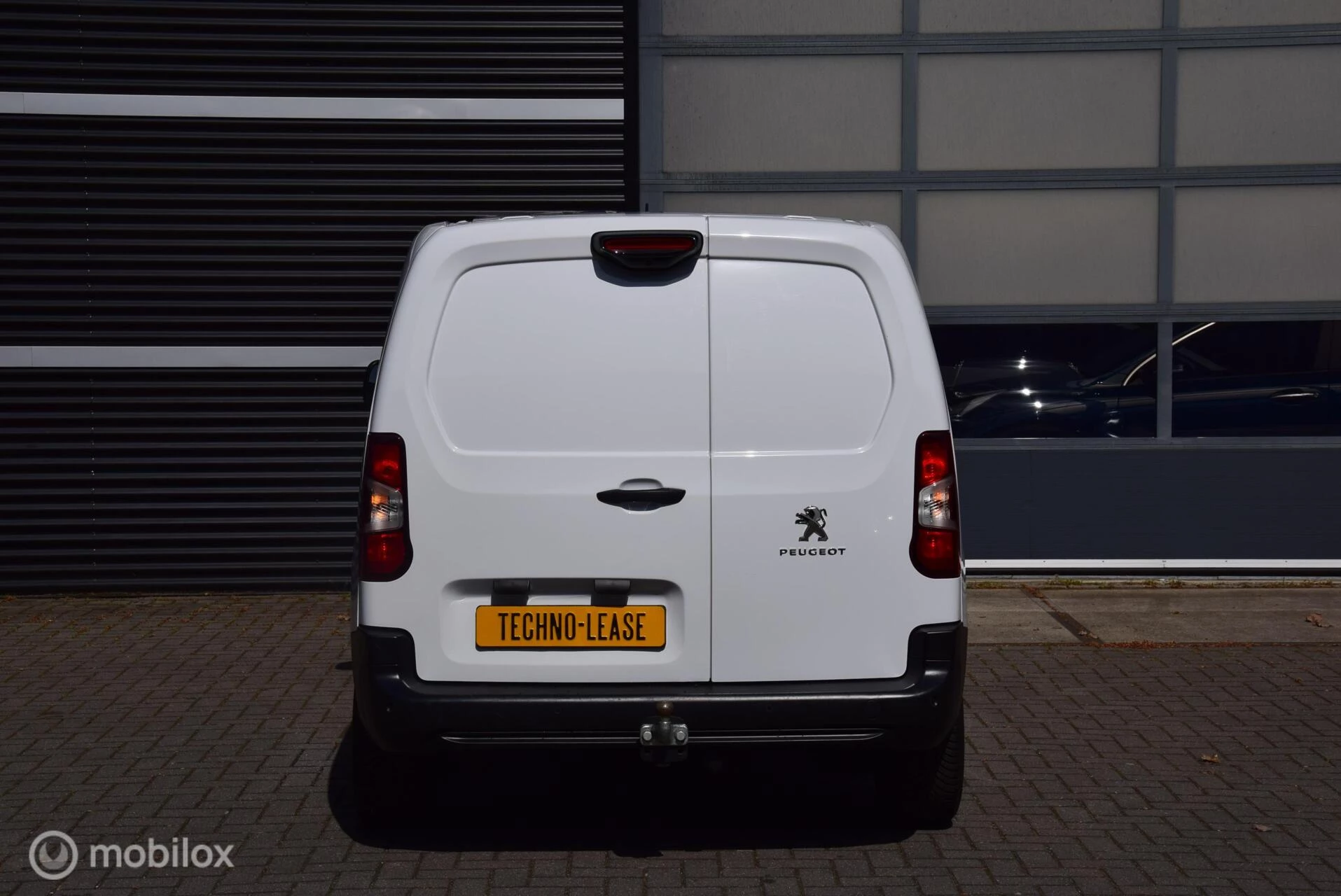 Hoofdafbeelding Peugeot Partner