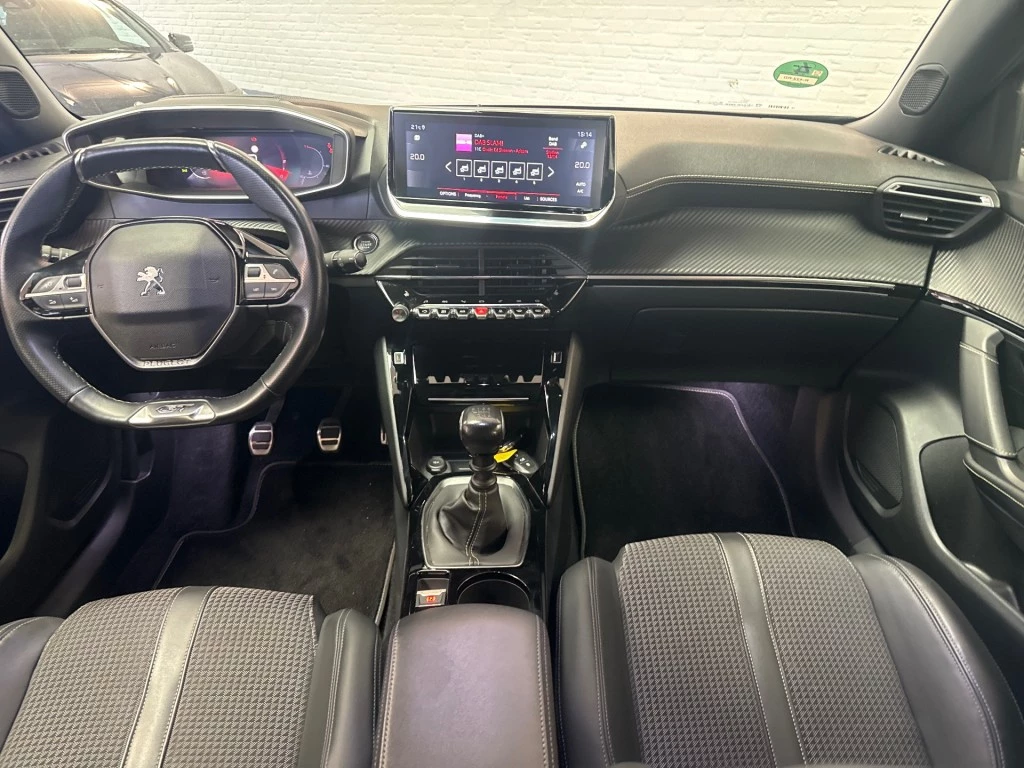 Hoofdafbeelding Peugeot 2008