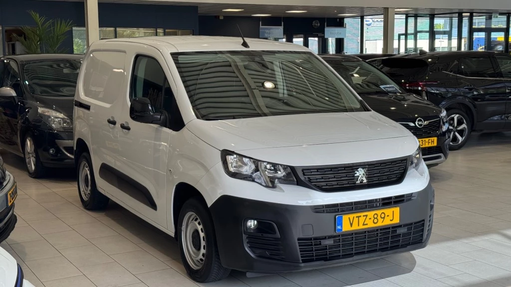 Hoofdafbeelding Peugeot Partner