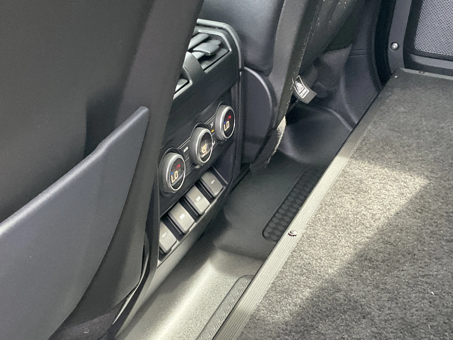 Hoofdafbeelding Land Rover Defender