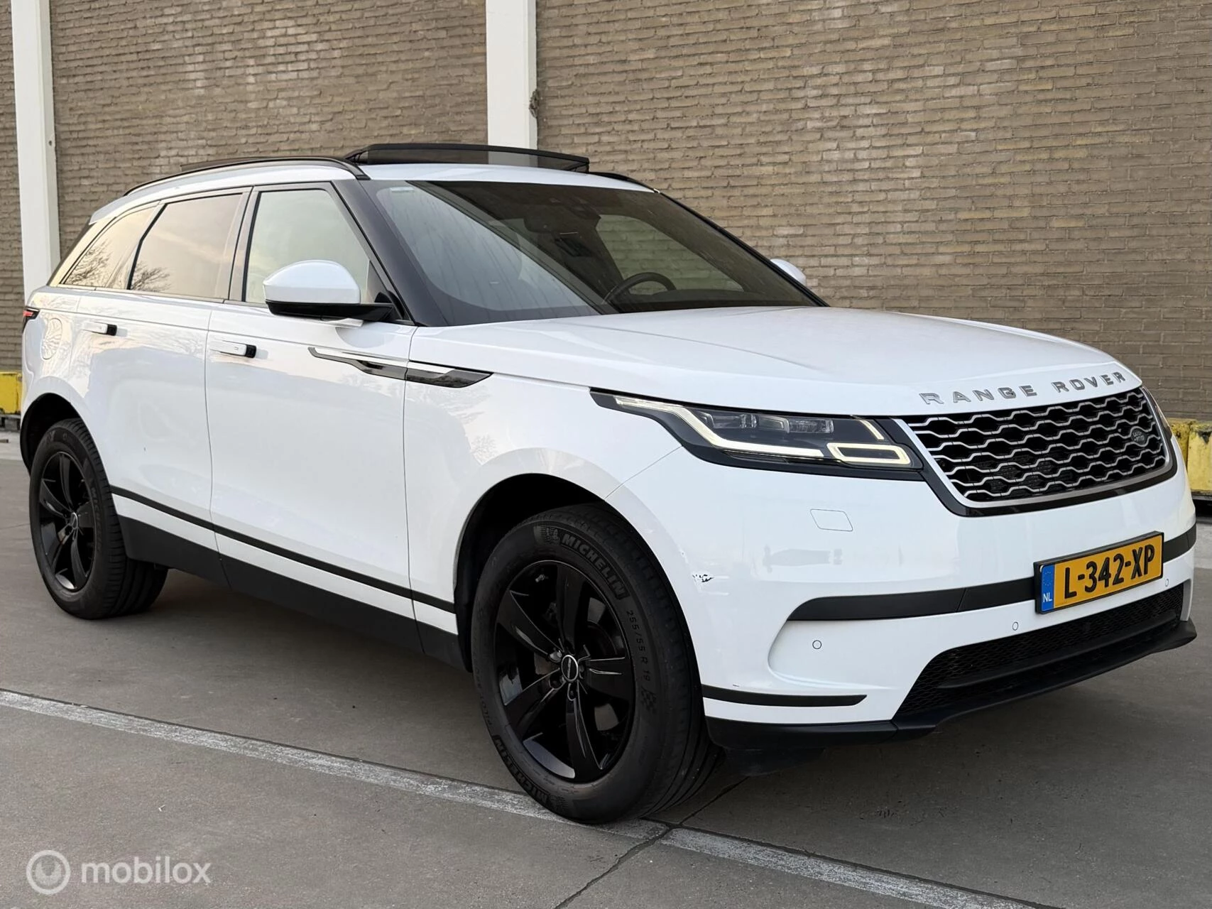 Hoofdafbeelding Land Rover Range Rover Velar