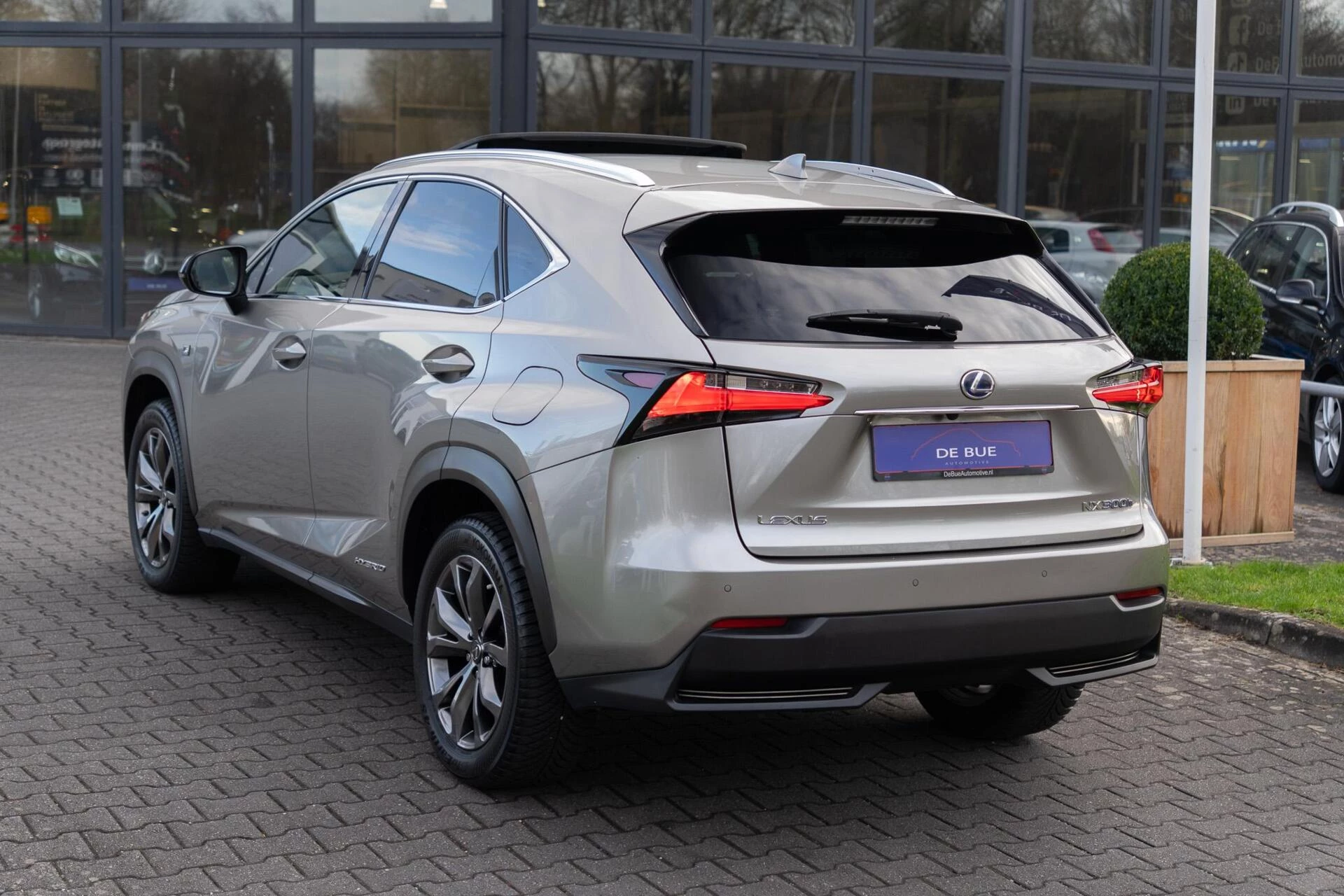 Hoofdafbeelding Lexus NX