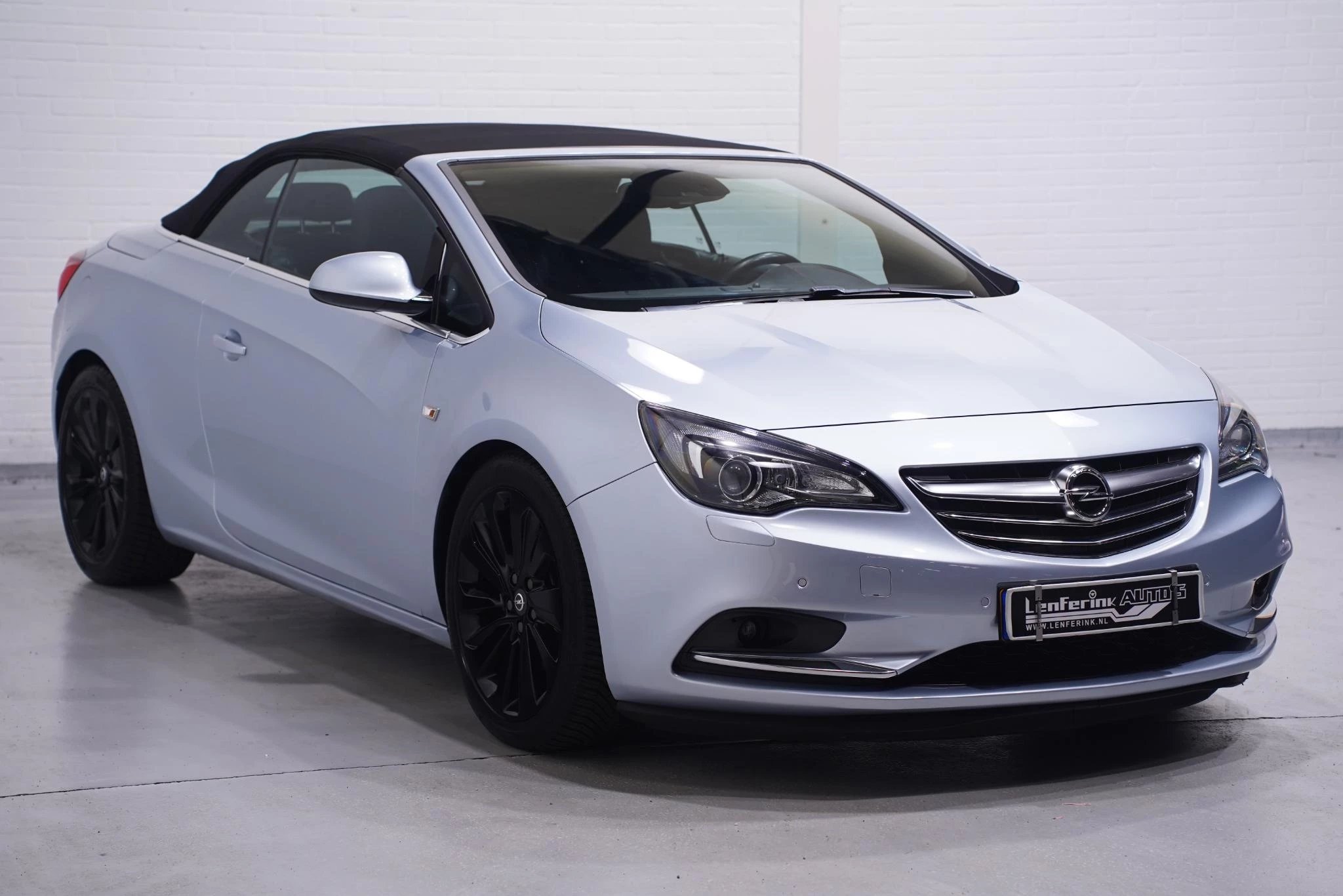 Hoofdafbeelding Opel Cascada