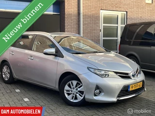 Toyota Auris Touring Sports 1.8 Hybrid, Camera, Full maps Navigatie,Nederlandse auto met NAP!