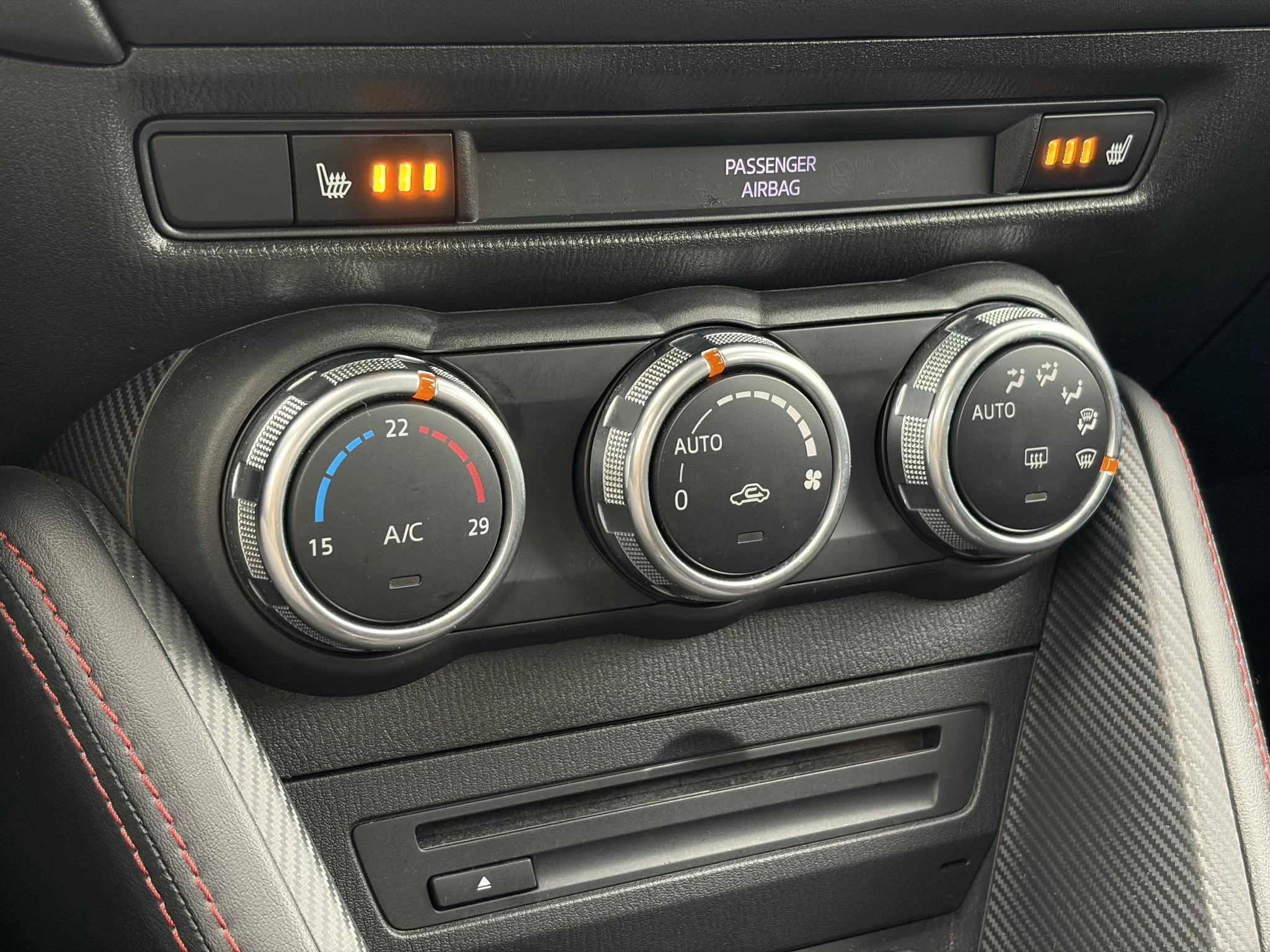 Hoofdafbeelding Mazda 2