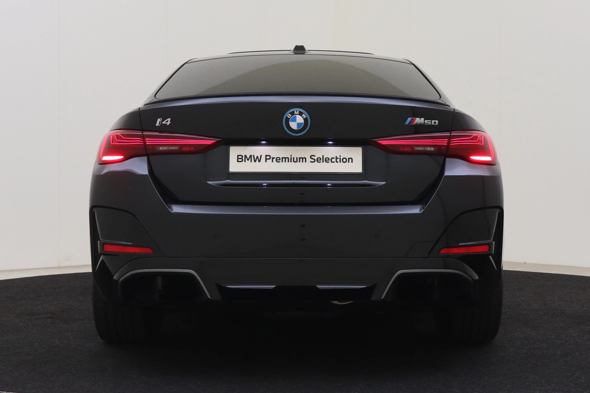 Hoofdafbeelding BMW i4