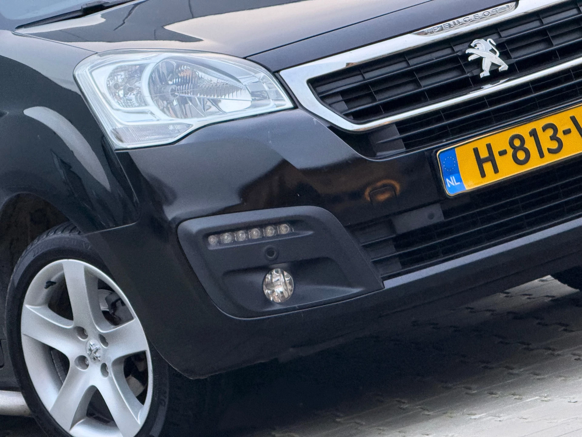 Hoofdafbeelding Peugeot Partner