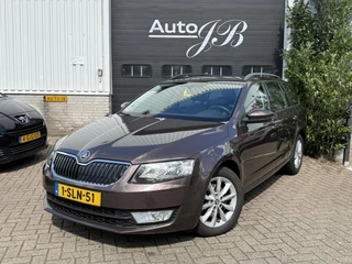 Skoda Octavia Combi 1.2 TSI AMBITION | LEER | TREKHAAK | NL!
