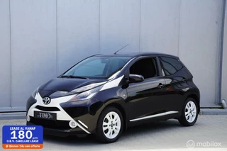 Toyota Aygo 1.0 VVT-i x-play, Automaat, Sport Pakket.