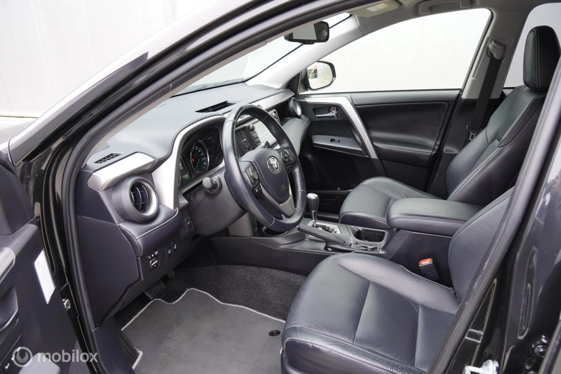 Hoofdafbeelding Toyota RAV4