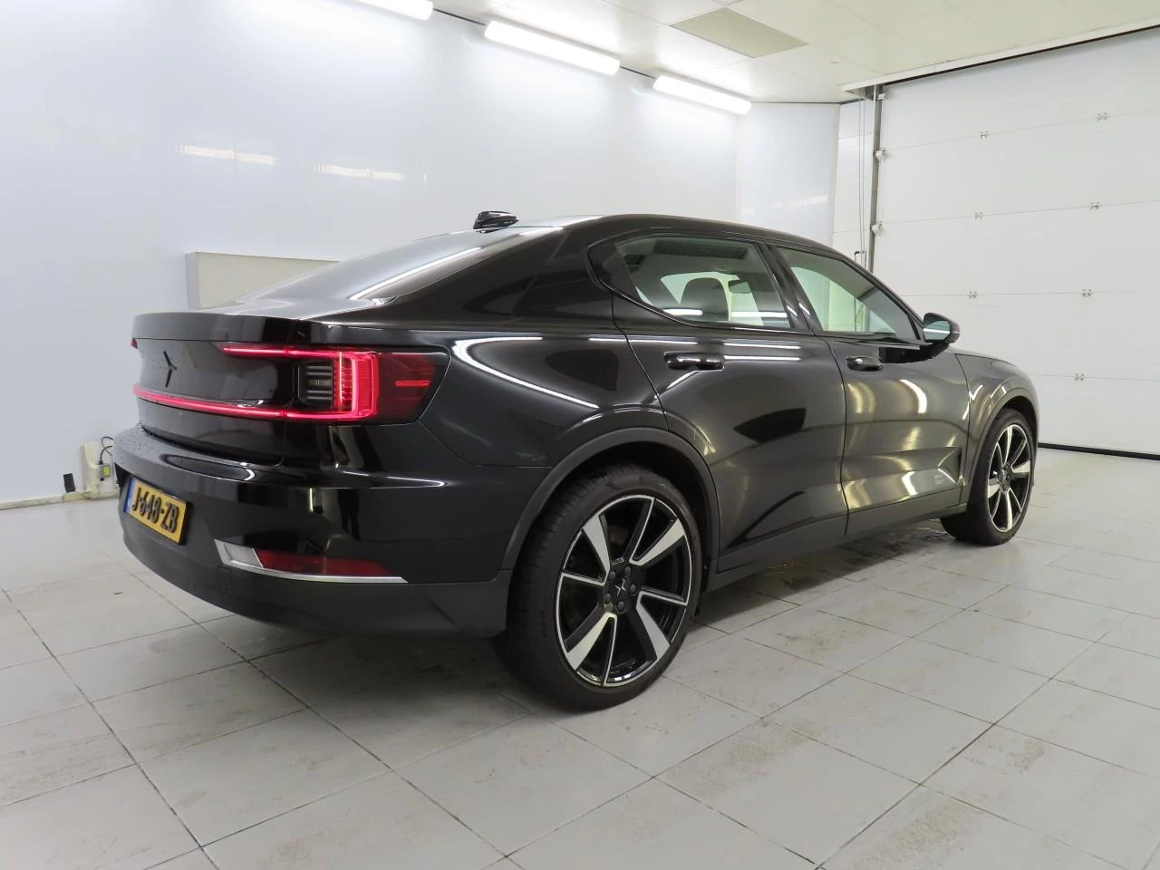 Hoofdafbeelding Polestar 2