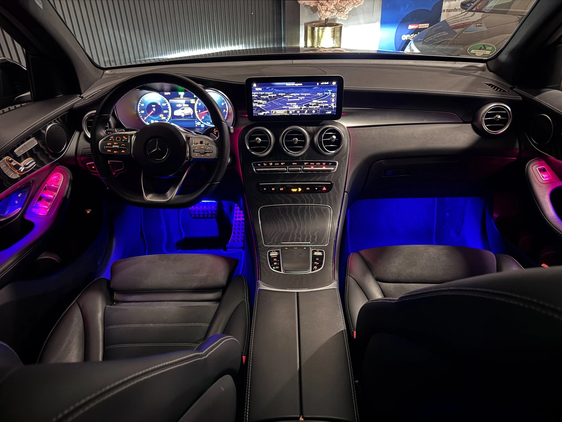 Hoofdafbeelding Mercedes-Benz GLC