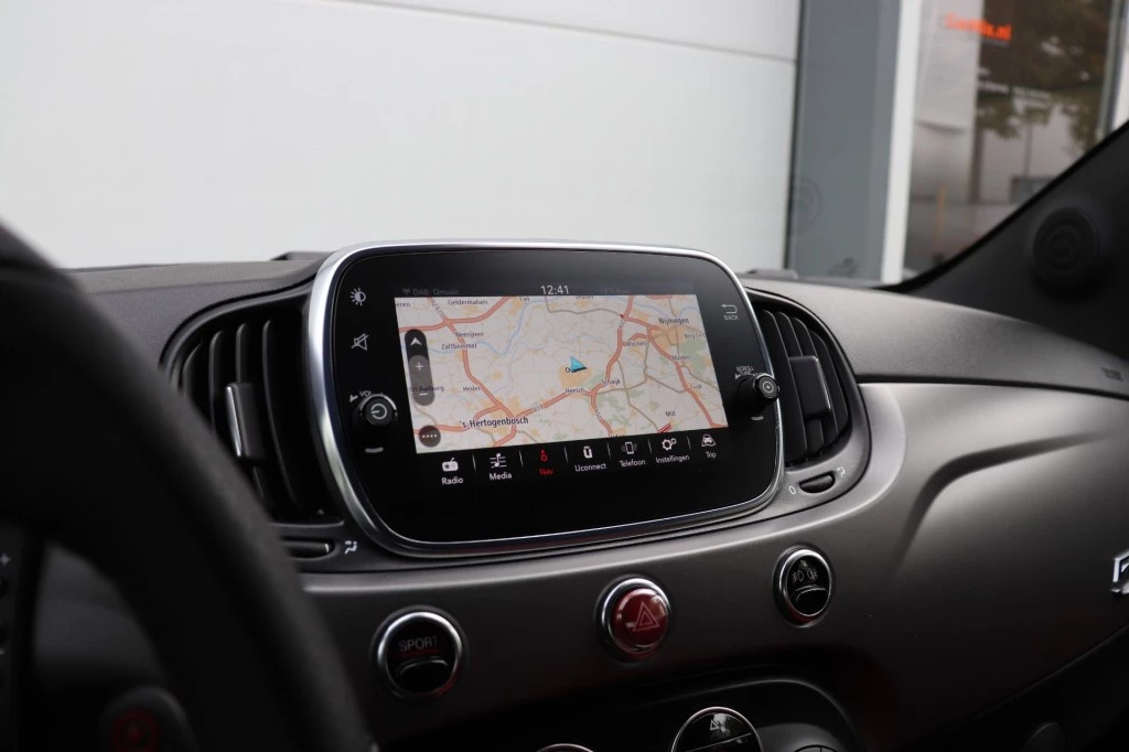 Hoofdafbeelding Fiat 500C