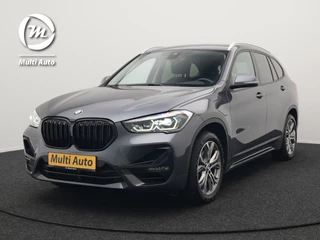 BMW X1 xDrive25e Sportline Plug In Hybrid 221pk Dealer O.H. PHEV | Sportstoelen Verwarmd | Trekhaak Afneembaar | Harman Kardon | Apple Carplay | Navigatie | LED Koplampen | Camera | Sfeerverlichting | DAB |