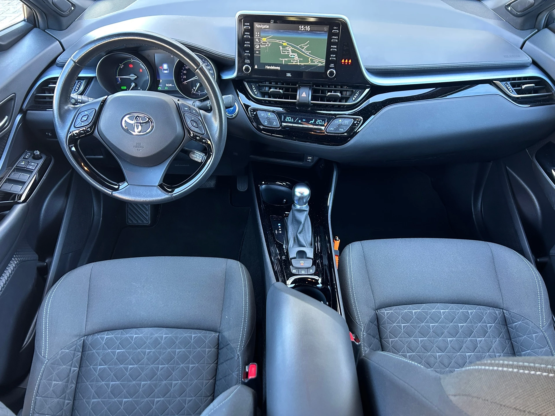Hoofdafbeelding Toyota C-HR