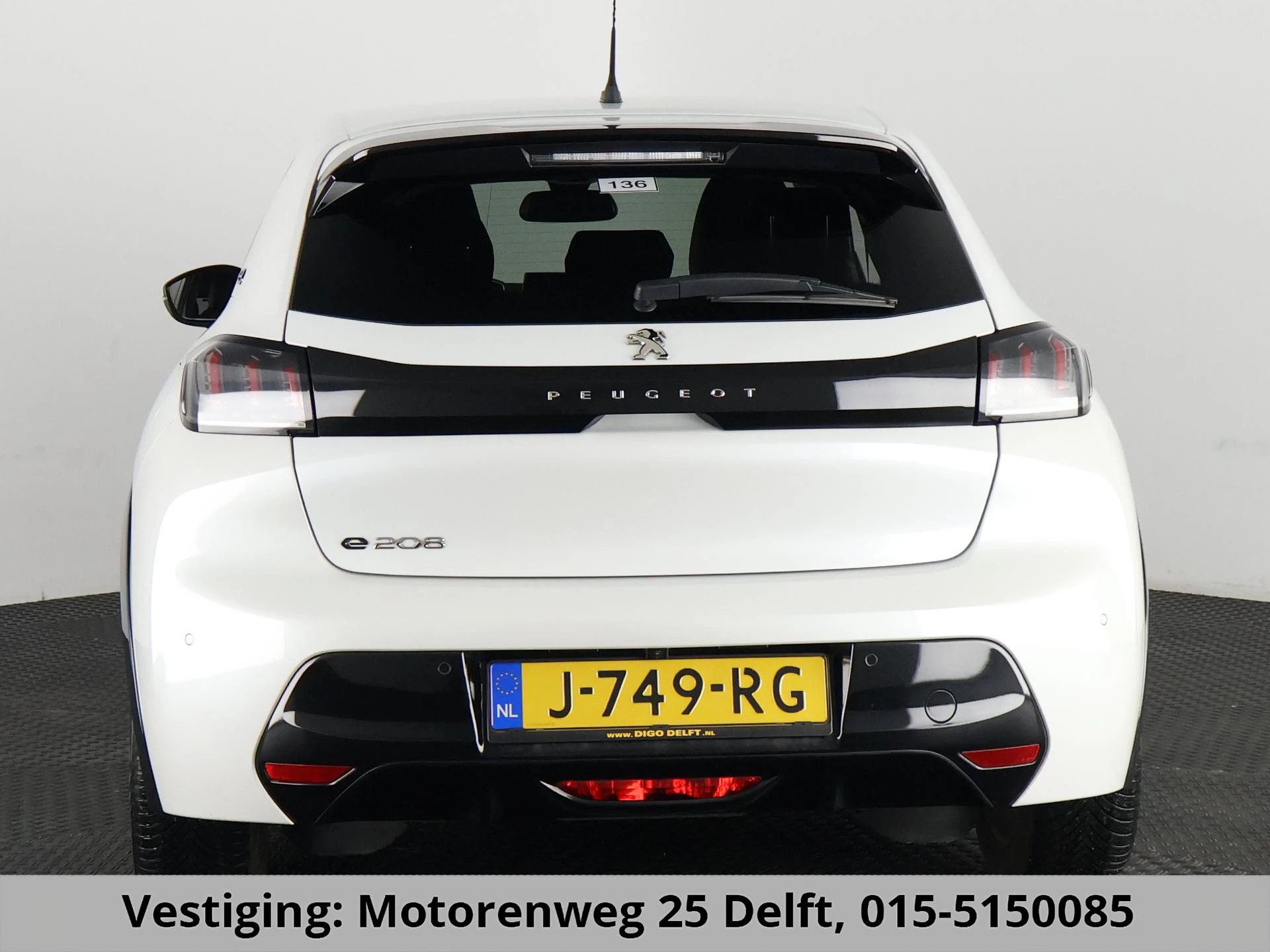 Hoofdafbeelding Peugeot e-208