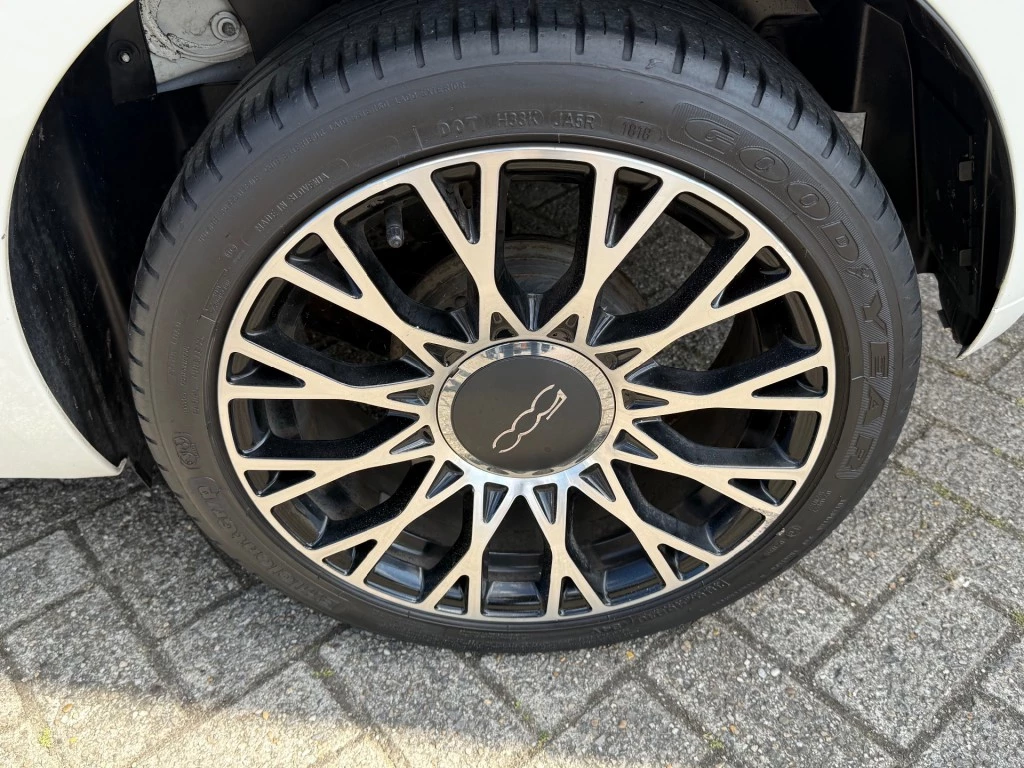 Hoofdafbeelding Fiat 500