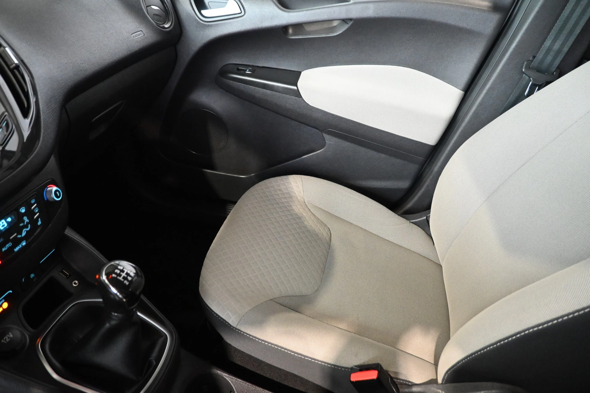 Hoofdafbeelding Ford Tourneo Courier