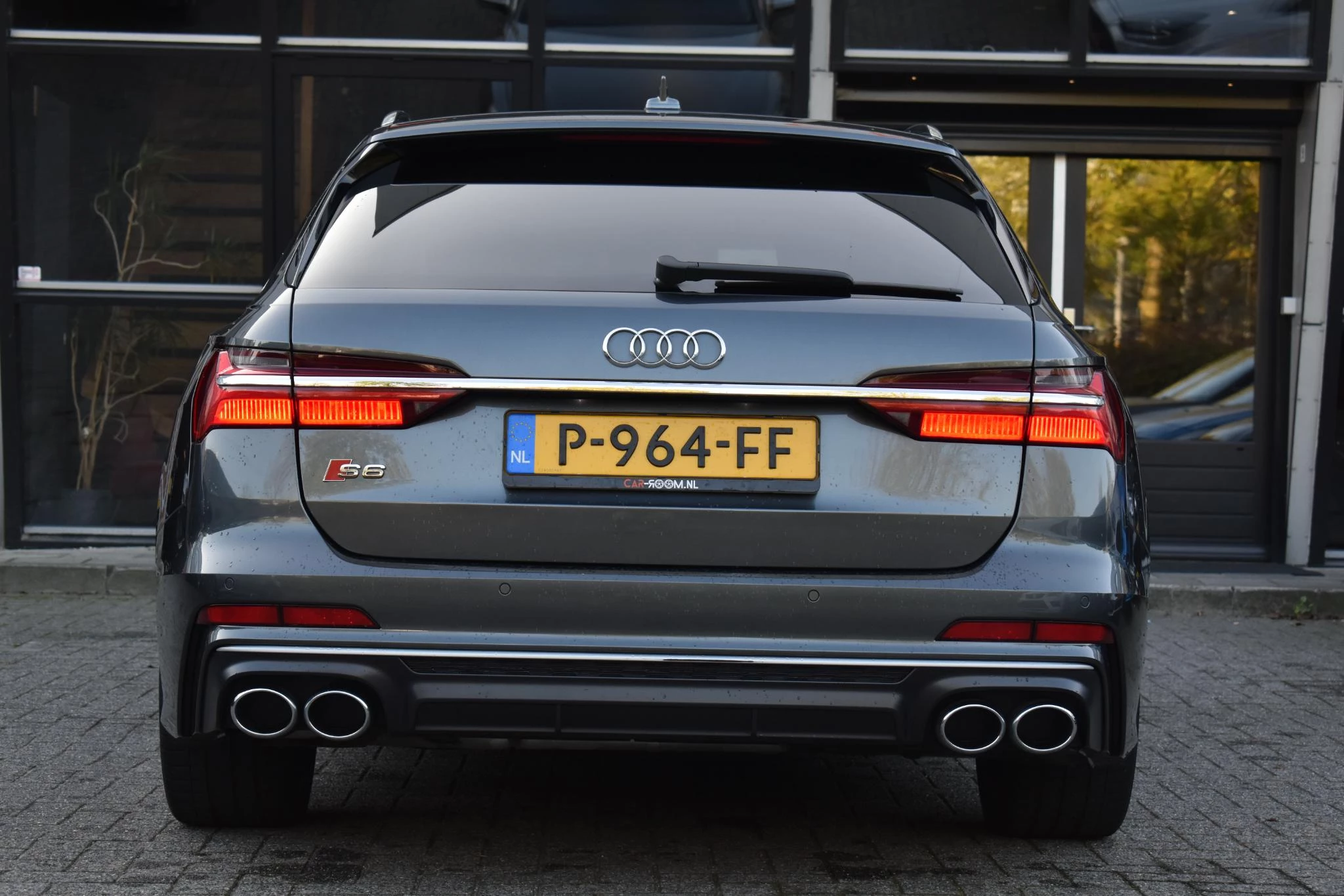 Hoofdafbeelding Audi S6