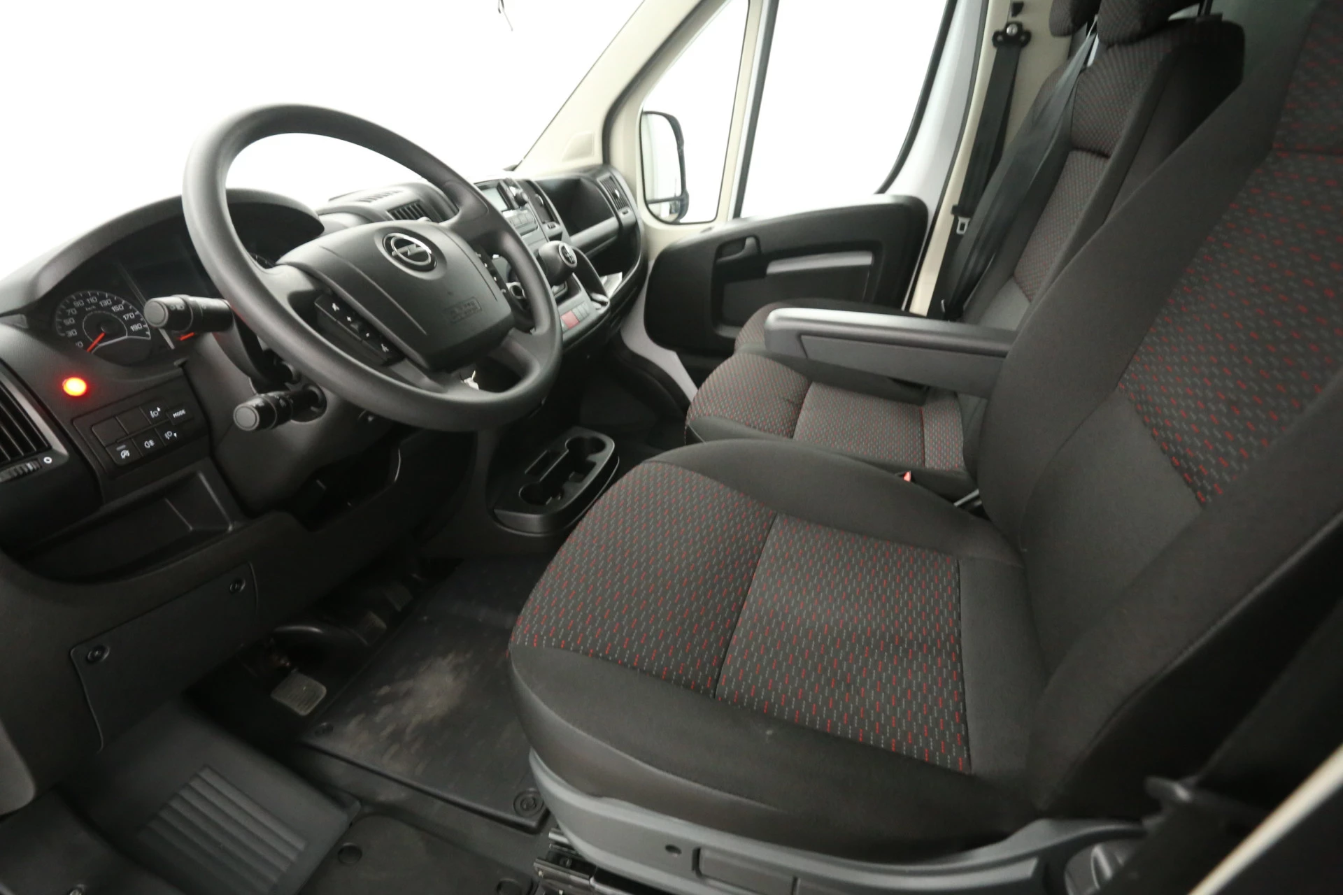 Hoofdafbeelding Opel Movano