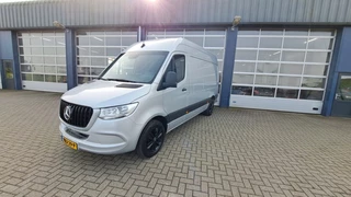 Mercedes-Benz Sprinter 319CDI 3.0V6 190PK L2H2 / M-Bux / 3.500kg Trekhaak / Leer / Dis