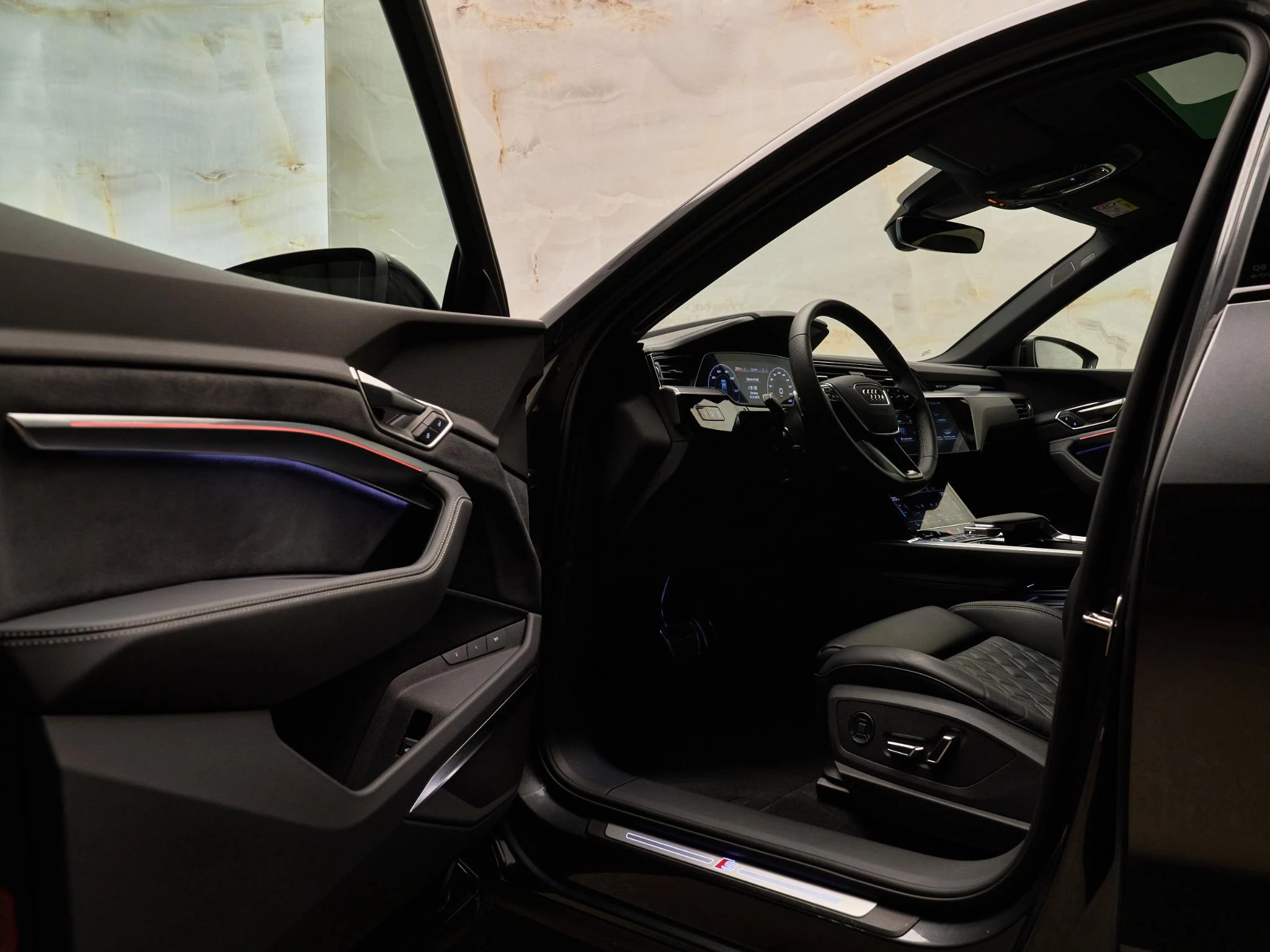 Hoofdafbeelding Audi Q8 Sportback e-tron