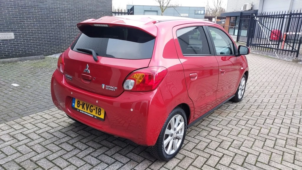 Hoofdafbeelding Mitsubishi Space Star