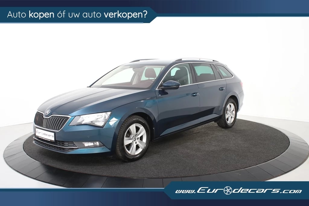 Hoofdafbeelding Škoda Superb