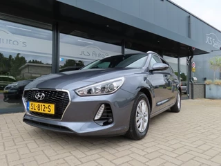 Hoofdafbeelding Hyundai i30 Hyundai i30 1.4 T-GDI Aut. Ecc Cruise Navi Trekhaak Pdc 2018