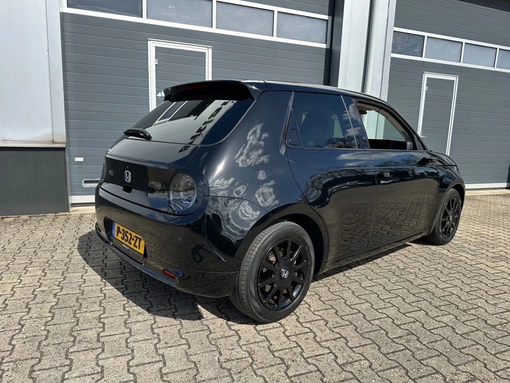 Hoofdafbeelding Honda e