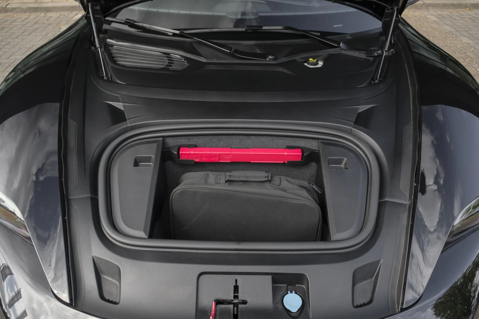 Hoofdafbeelding Porsche Taycan