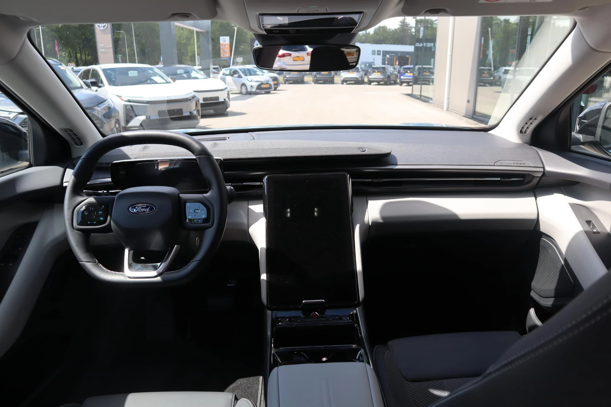 Hoofdafbeelding Ford Explorer