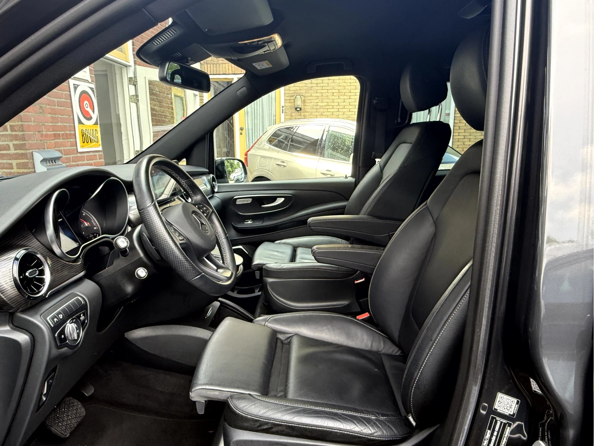 Hoofdafbeelding Mercedes-Benz EQV