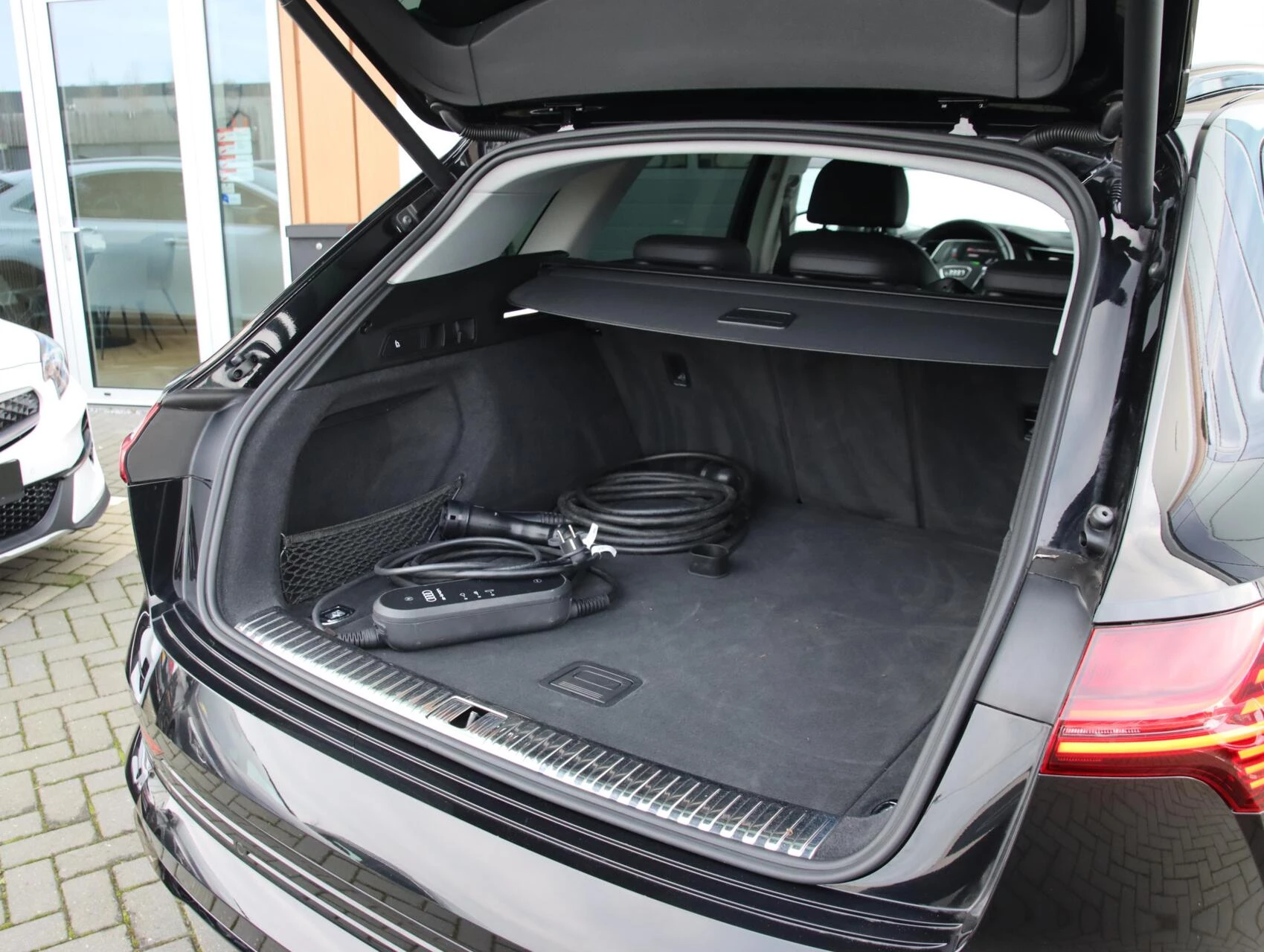 Hoofdafbeelding Audi e-tron