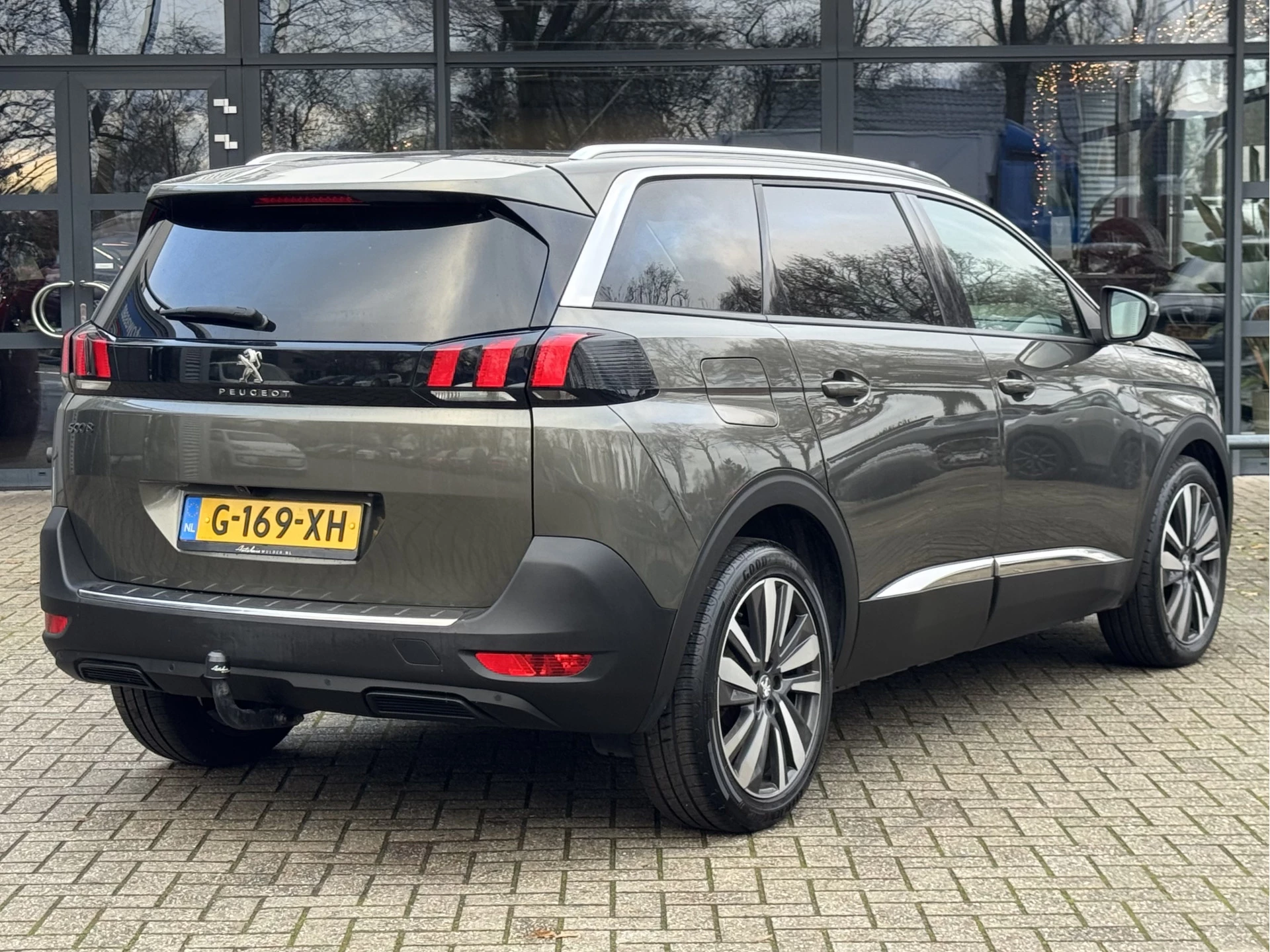 Hoofdafbeelding Peugeot 5008