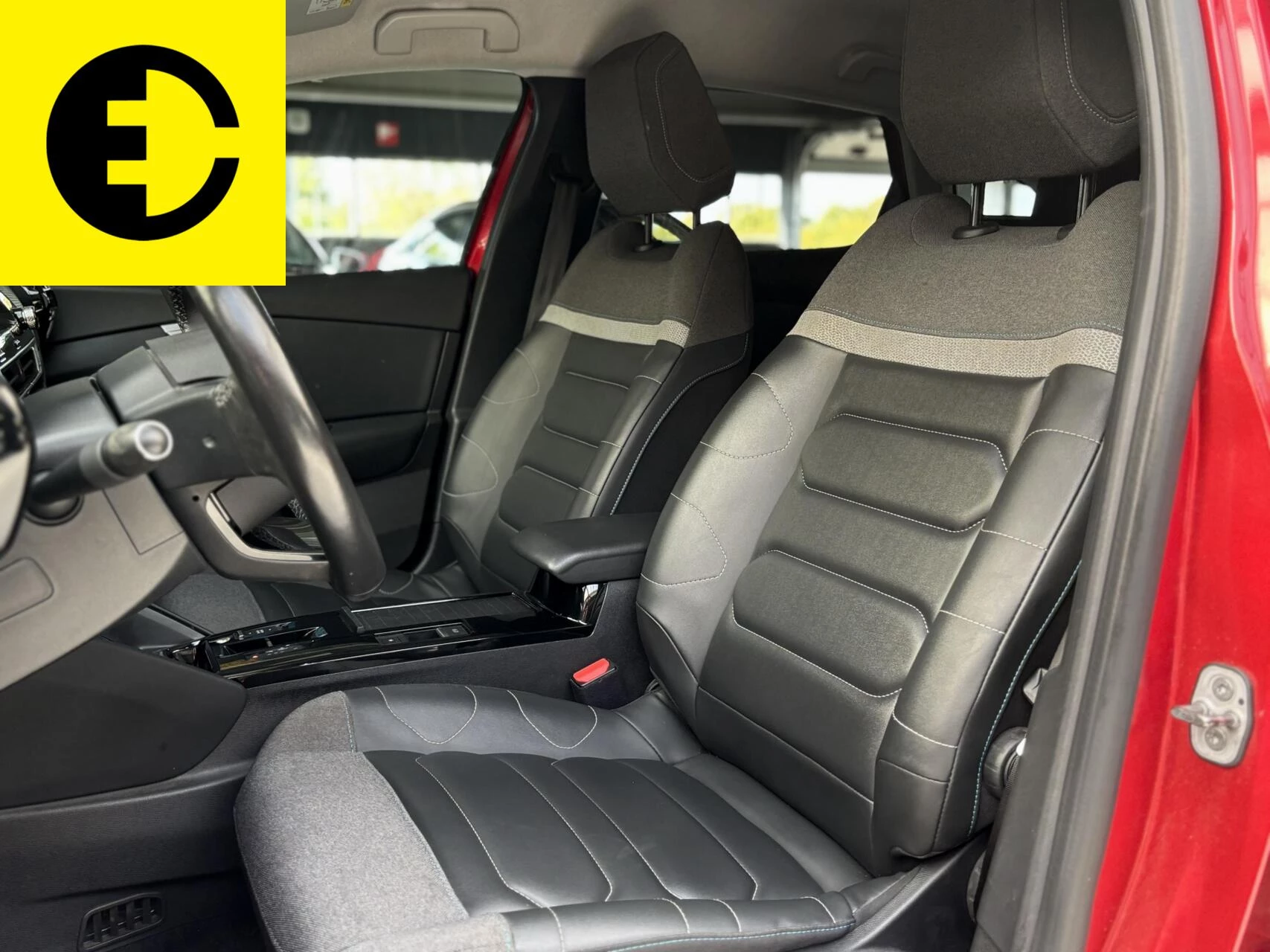 Hoofdafbeelding Citroën ë-C4