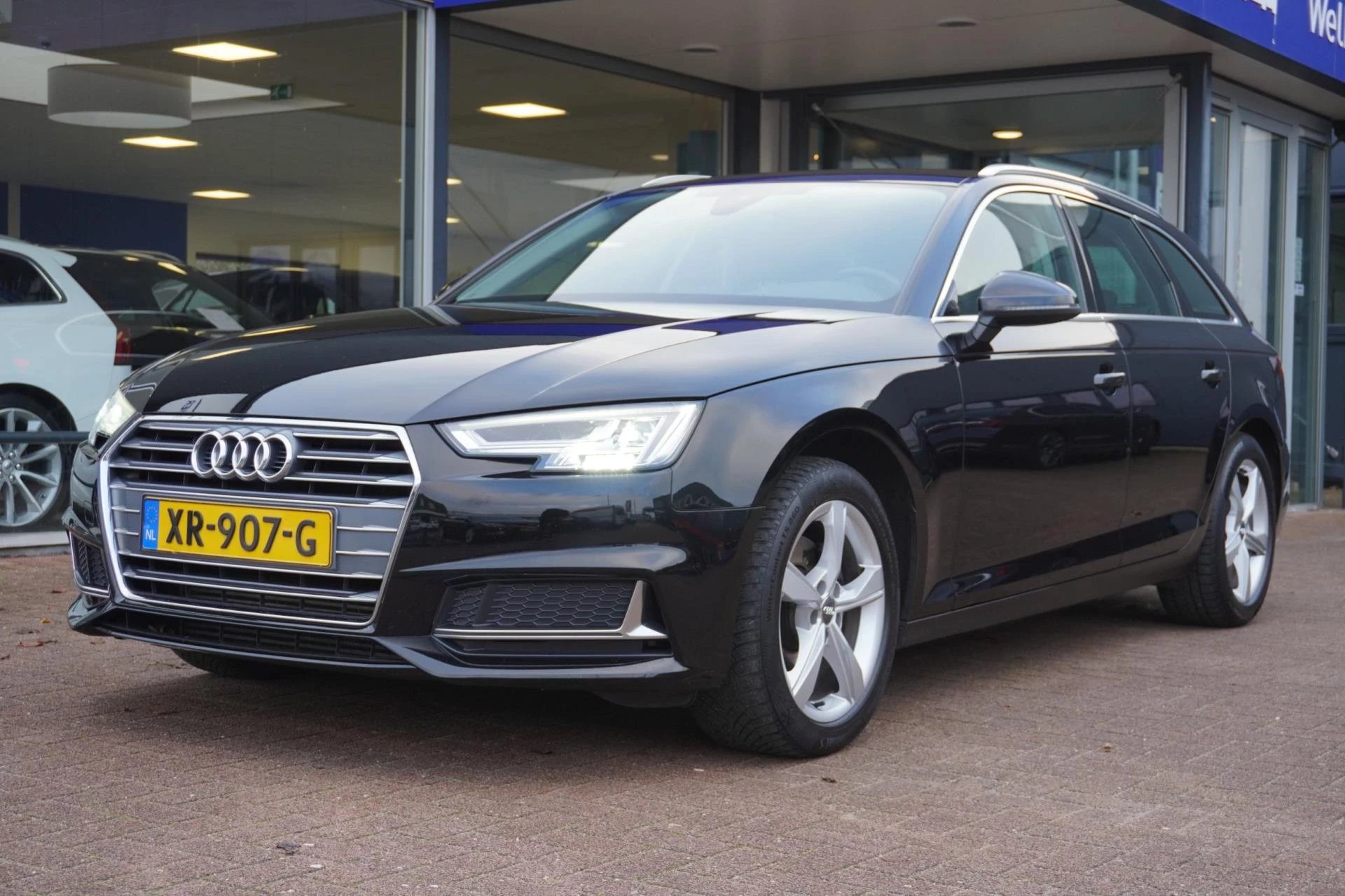 Hoofdafbeelding Audi A4