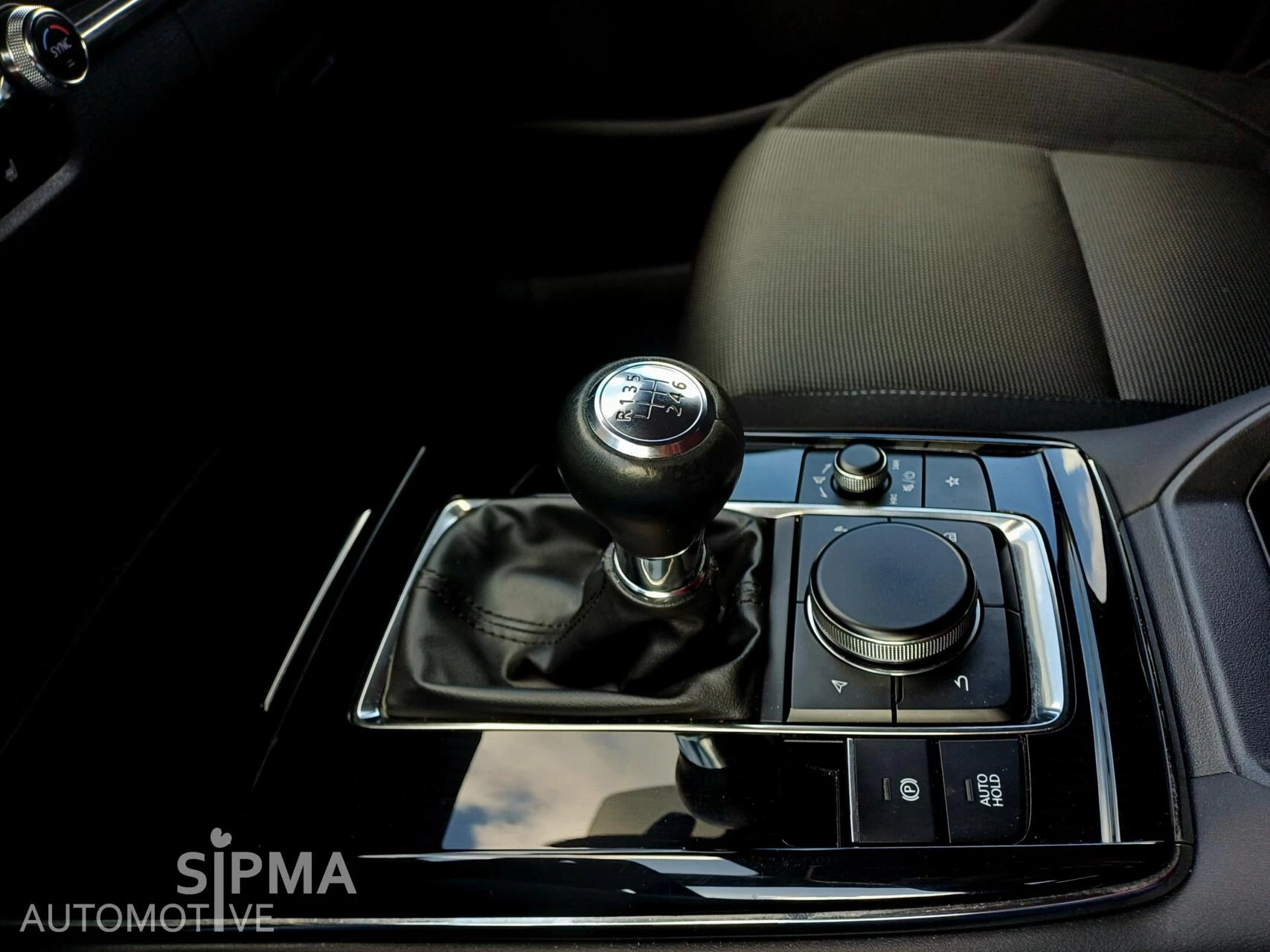 Hoofdafbeelding Mazda CX-30