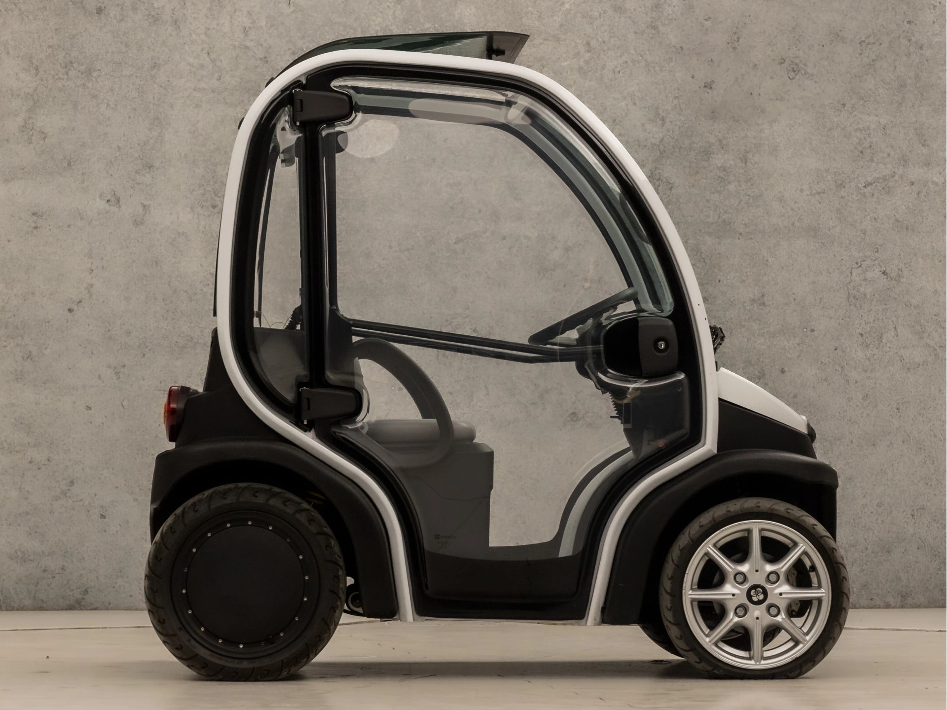 Hoofdafbeelding Estrima Brommobiel