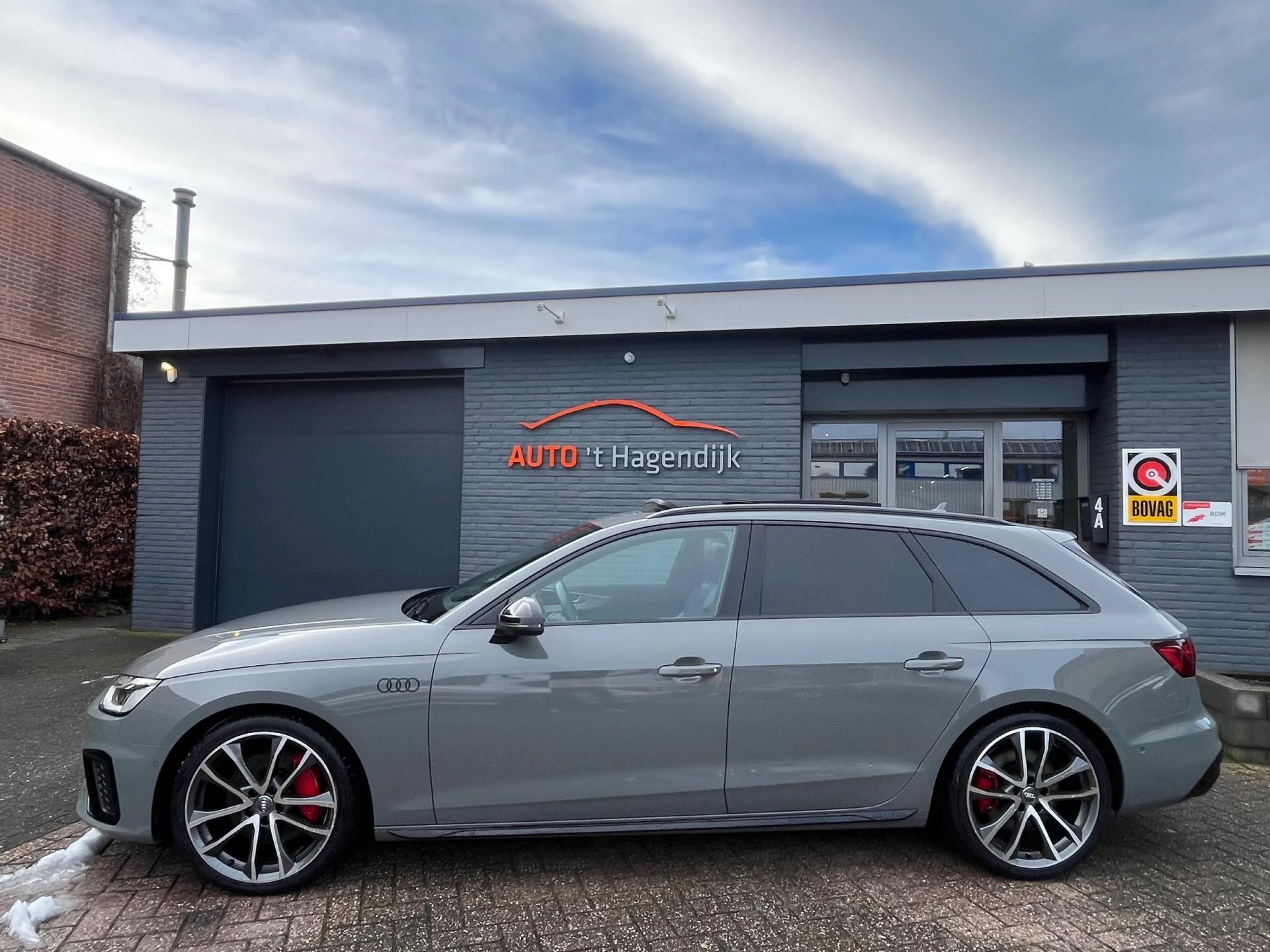 Hoofdafbeelding Audi A4