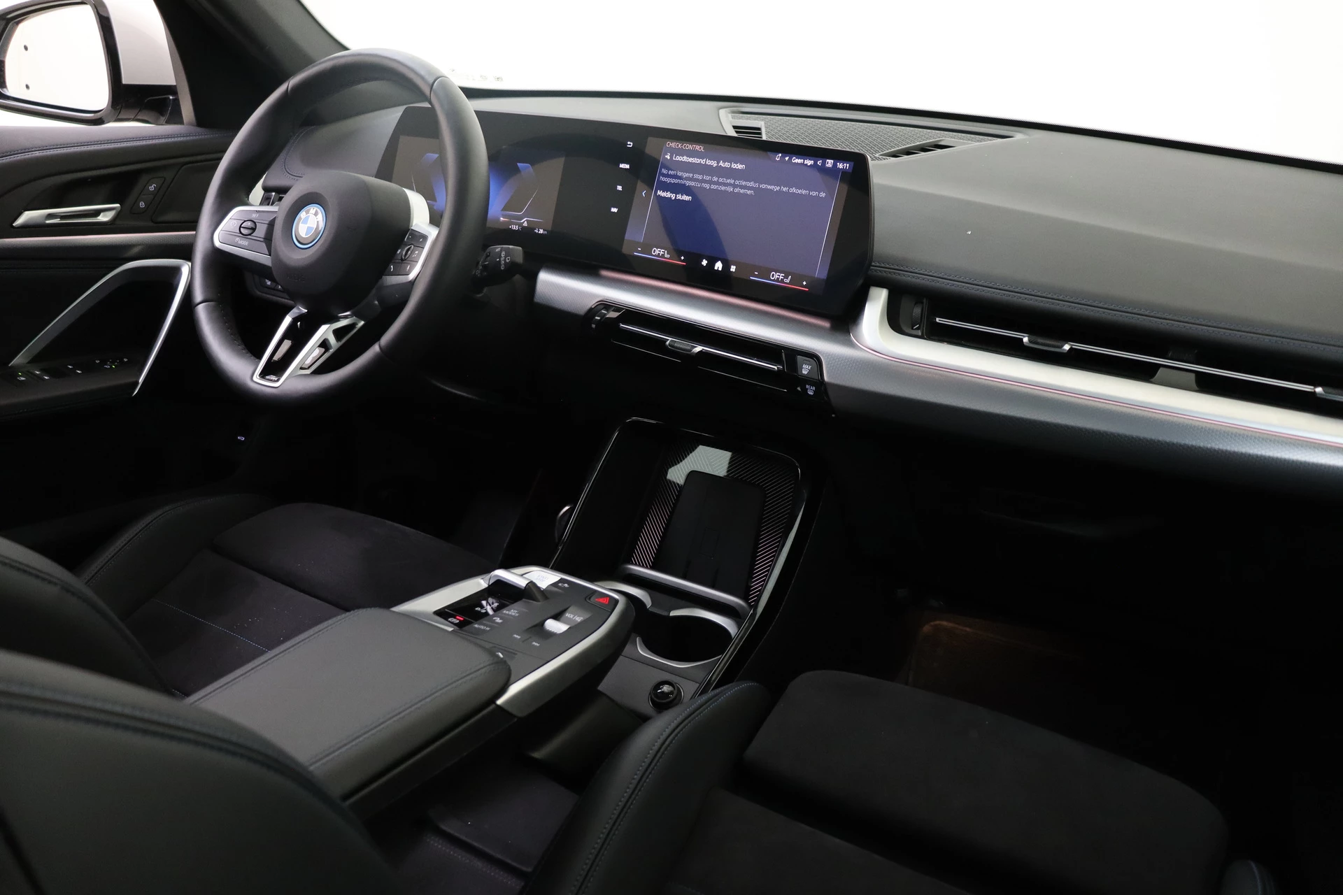 Hoofdafbeelding BMW iX1