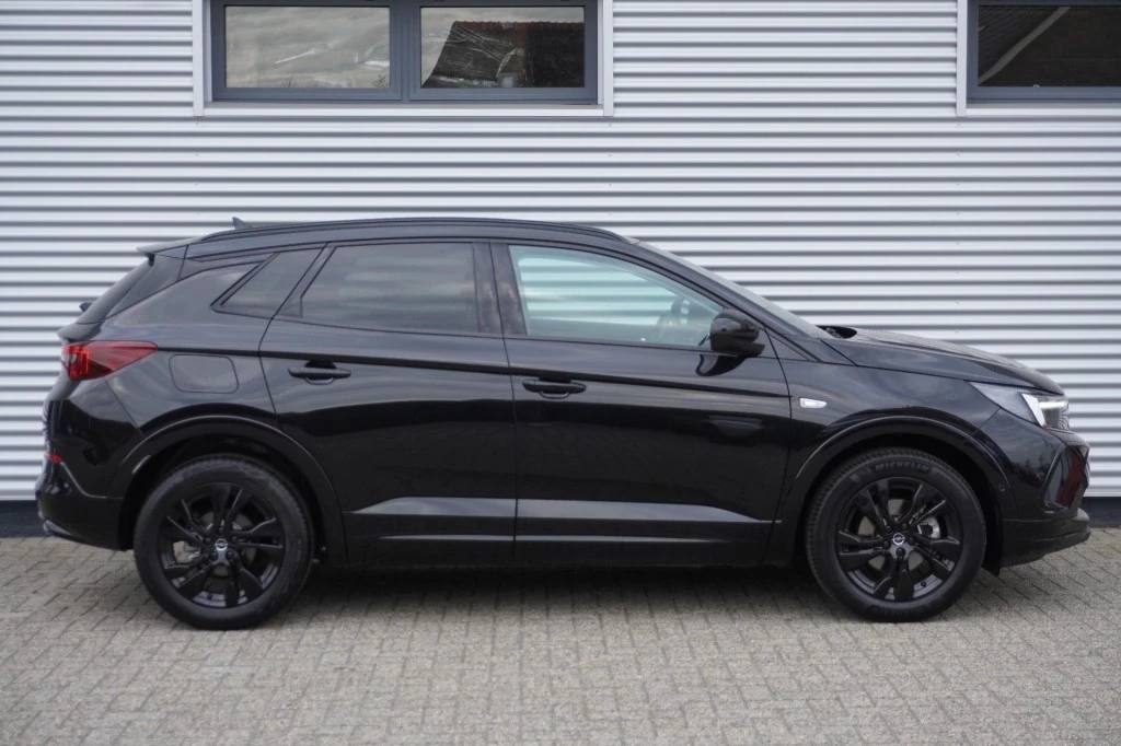 Hoofdafbeelding Opel Grandland