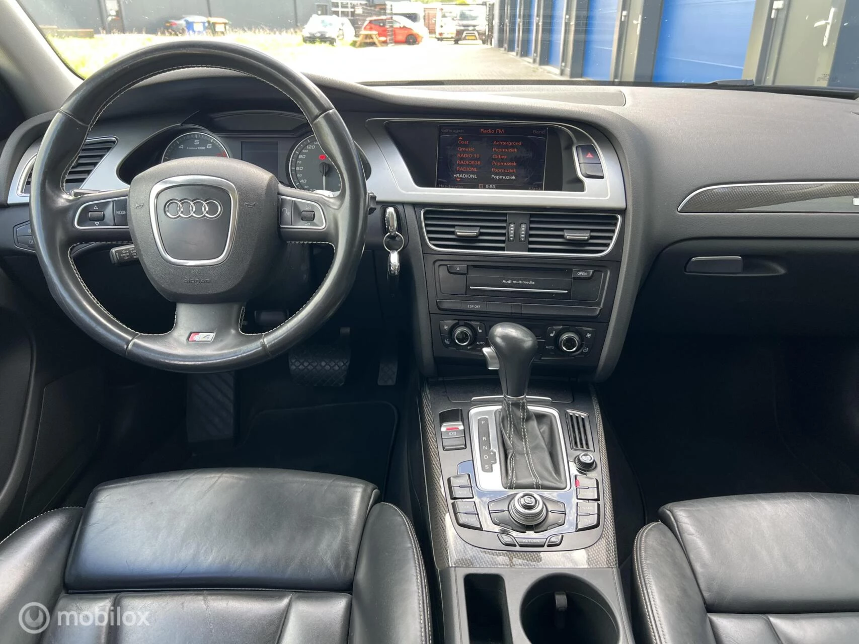 Hoofdafbeelding Audi S4