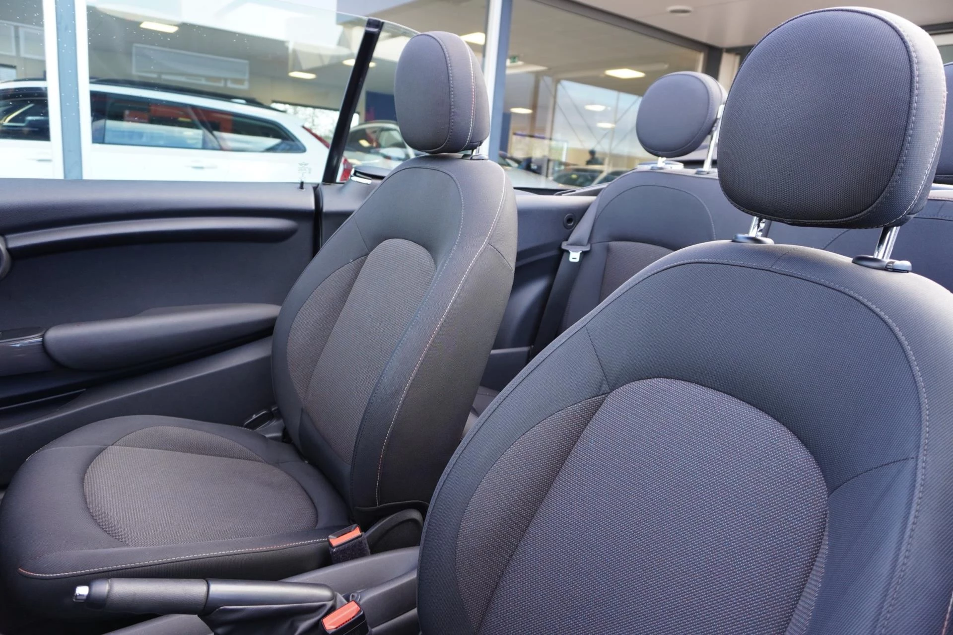 Hoofdafbeelding MINI Cooper Cabrio