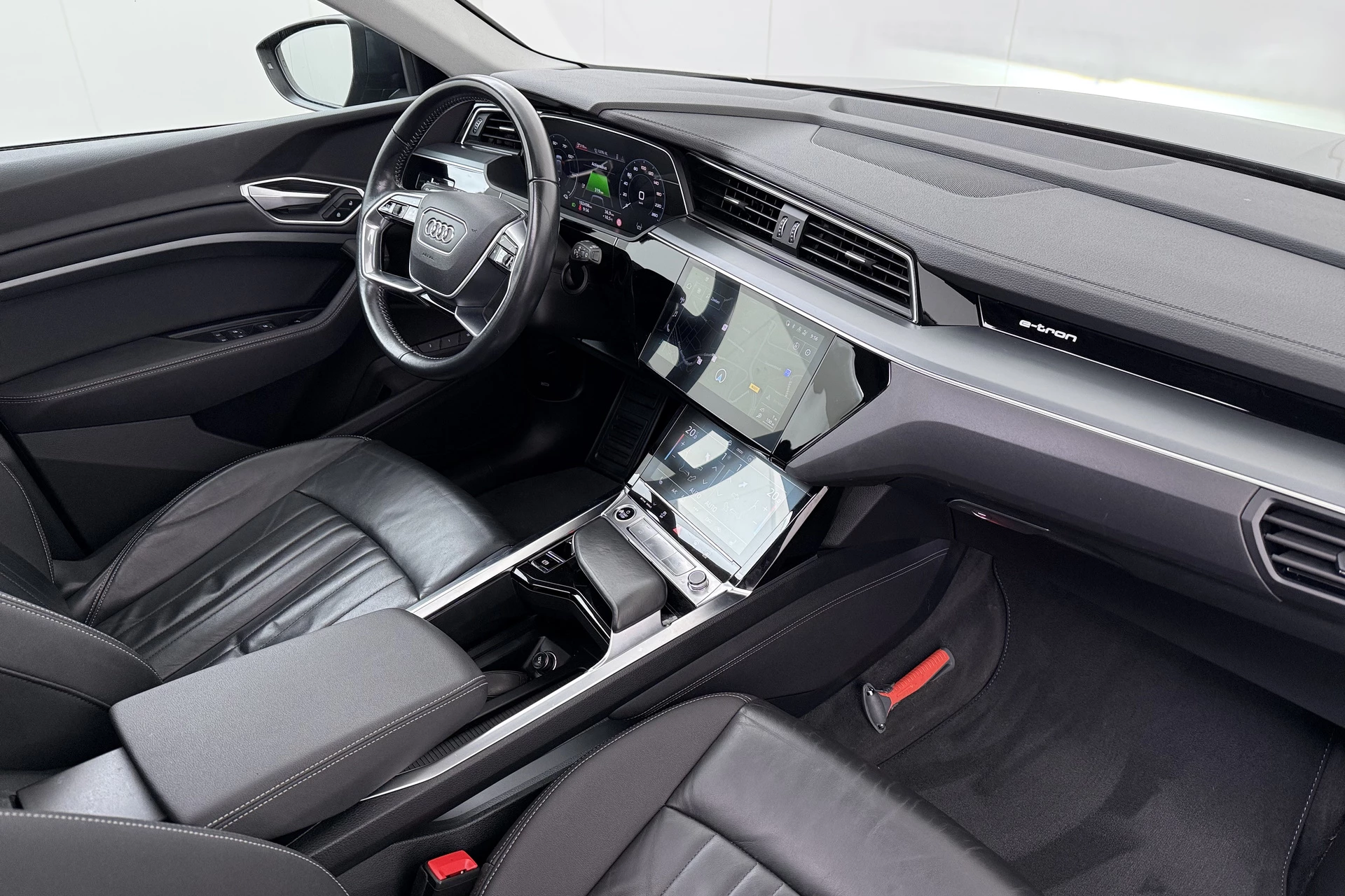 Hoofdafbeelding Audi e-tron