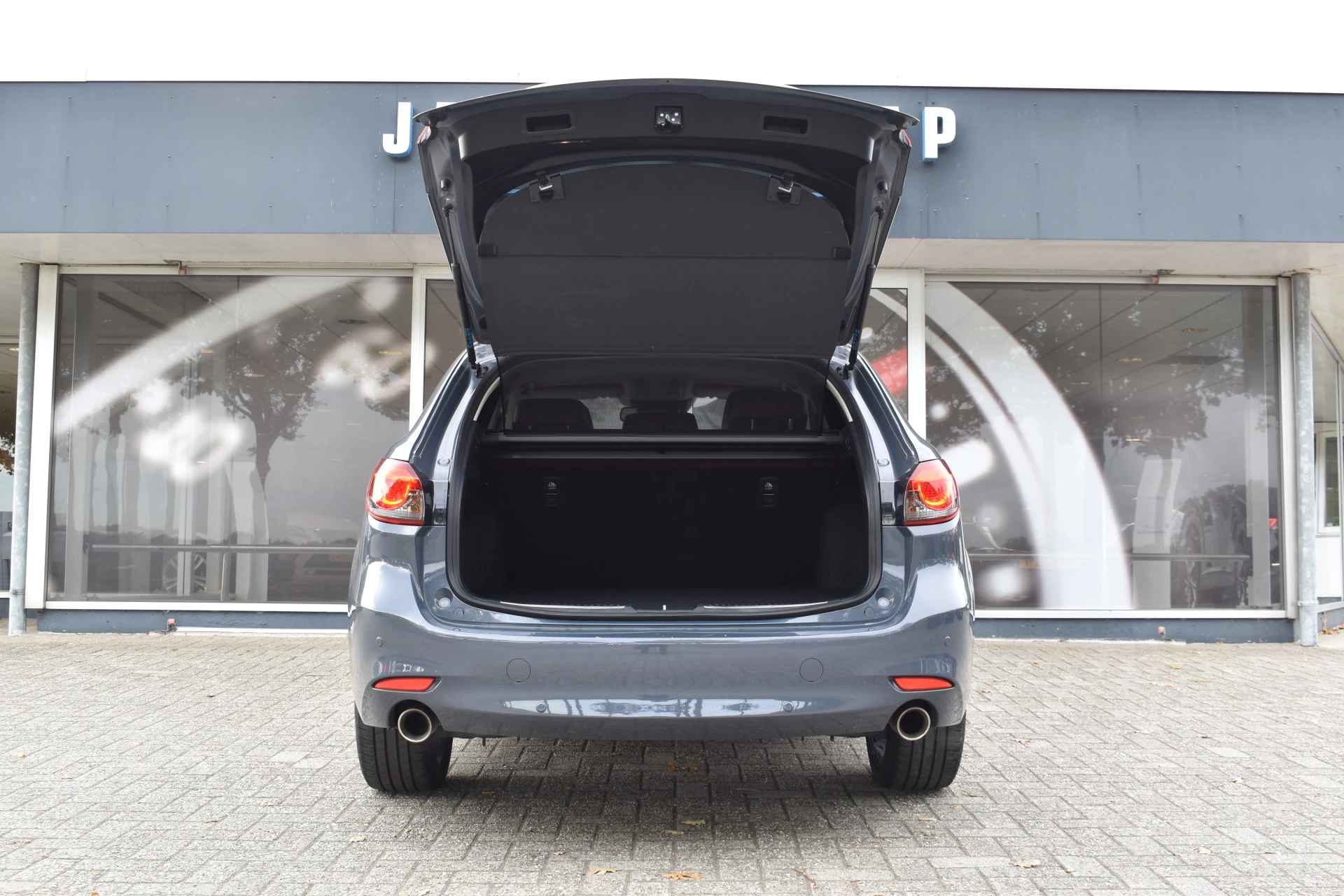 Hoofdafbeelding Mazda 6