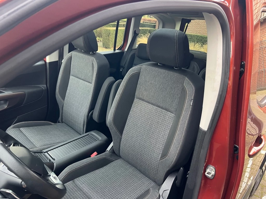 Hoofdafbeelding Peugeot Rifter