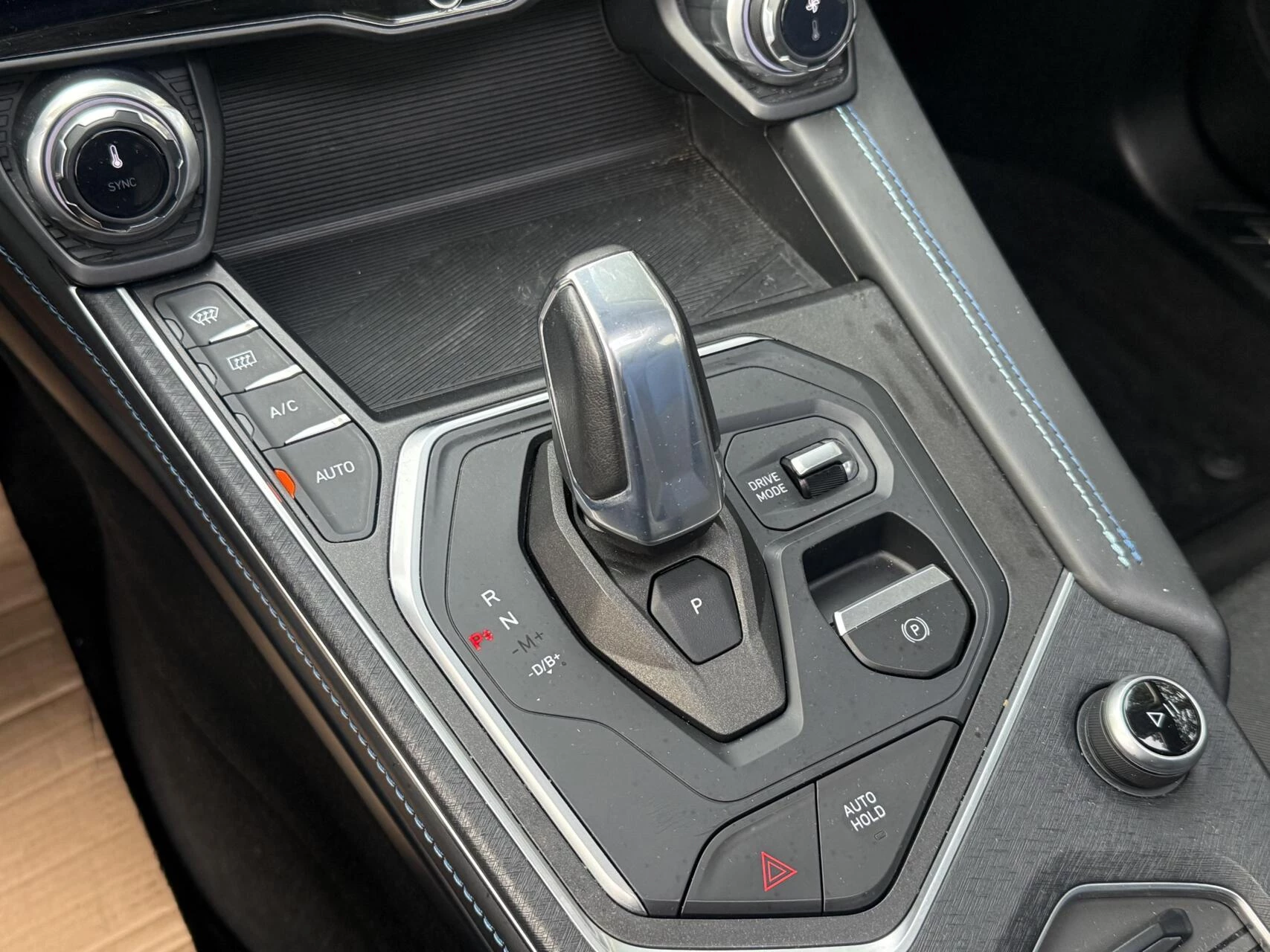 Hoofdafbeelding Lynk & Co 01