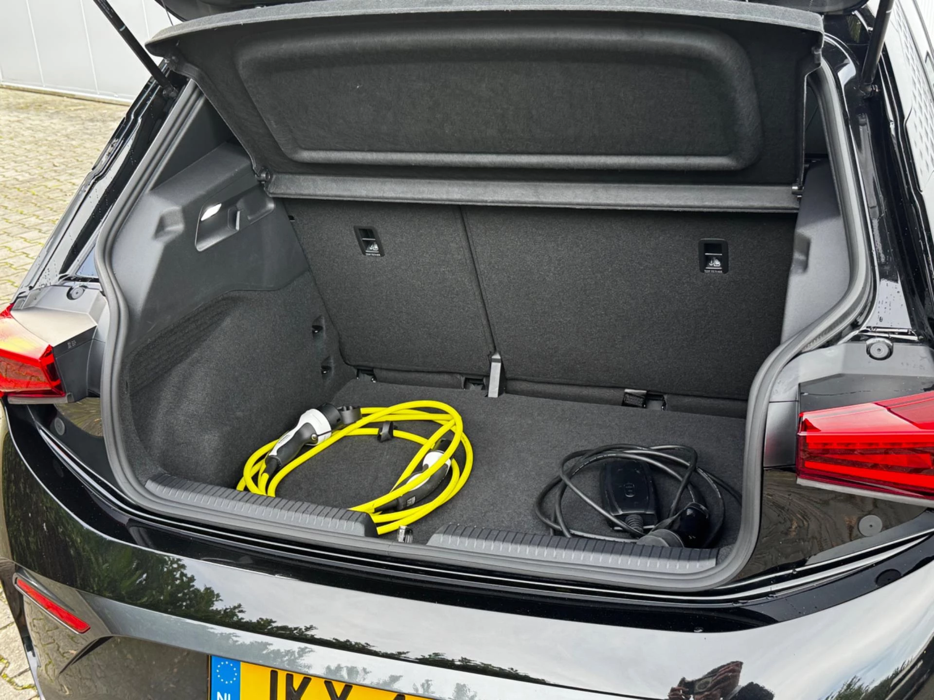 Hoofdafbeelding CUPRA Born