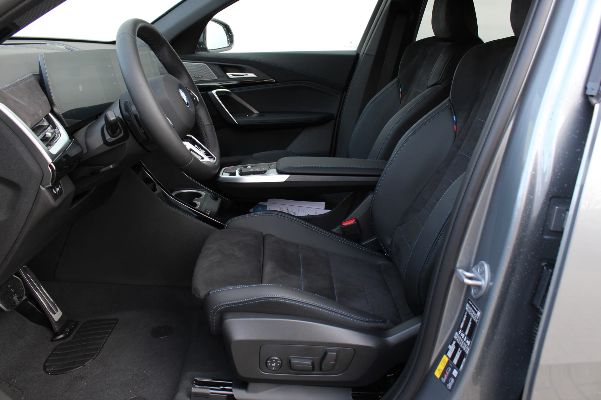 Hoofdafbeelding BMW iX2